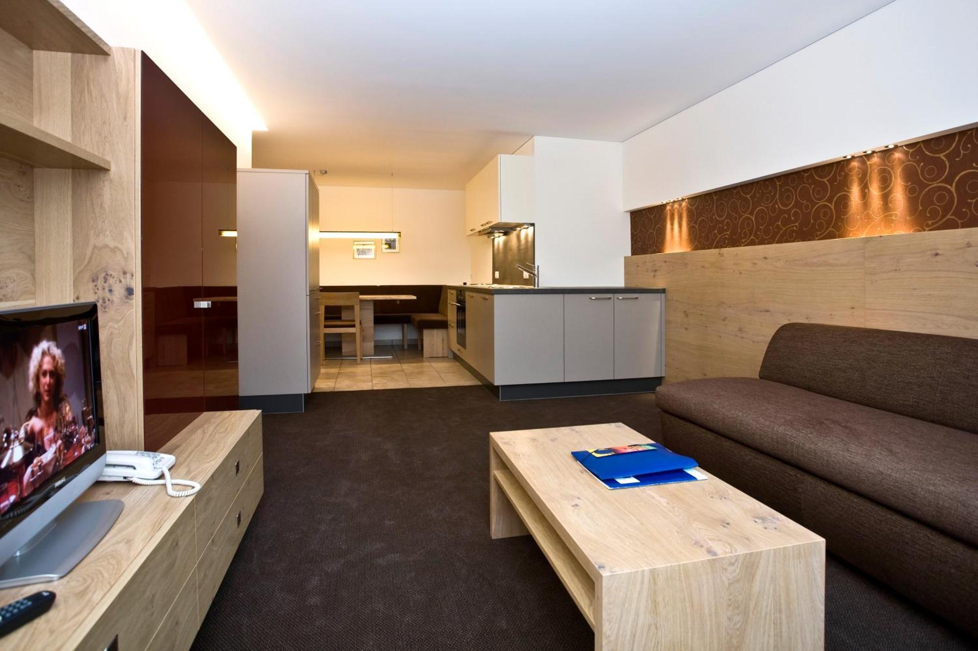 Apartments Tschanun Гашум Экстерьер фото